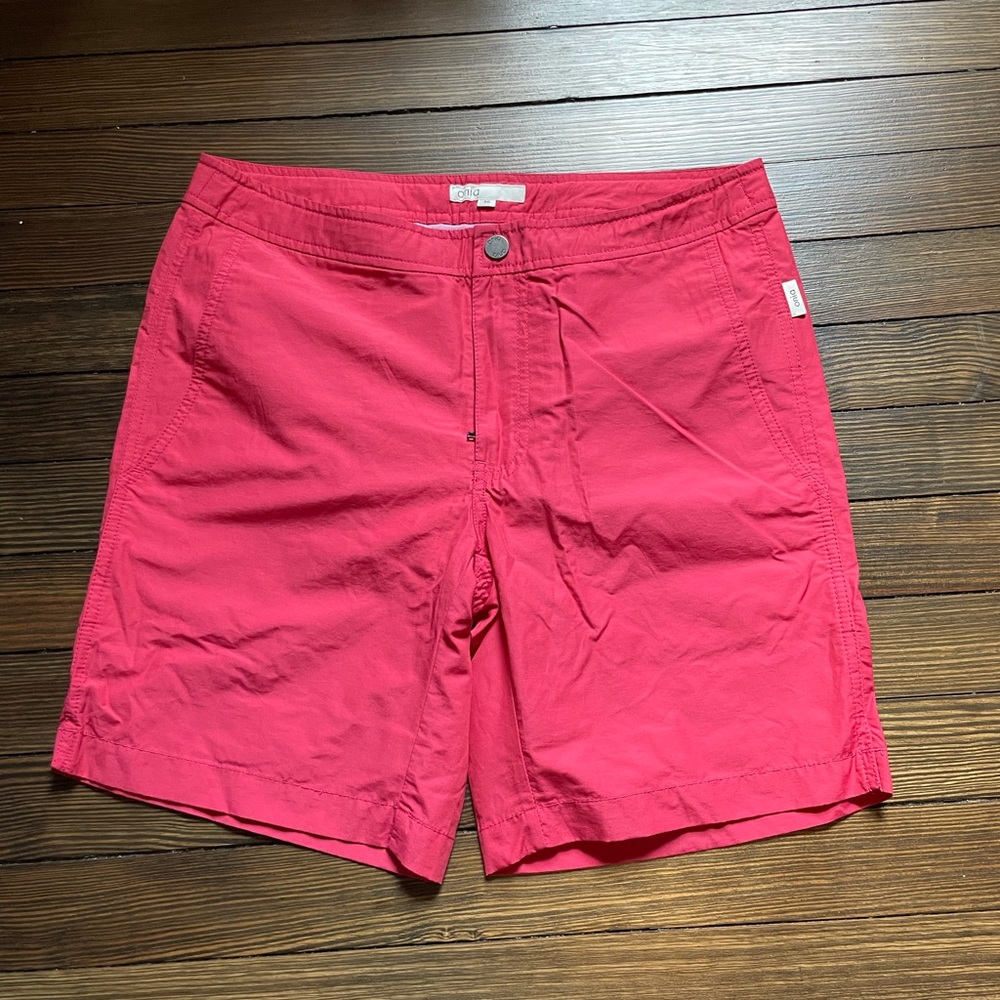 Onia mens swim  NWOT 30
